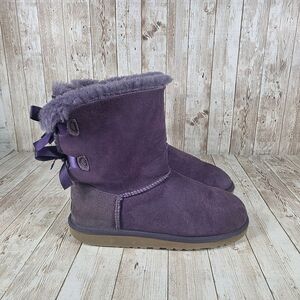 UGG Bailey Bow II Purple Suede Sheepskin Winter‎ Boots Ribbon Back Size 6.5